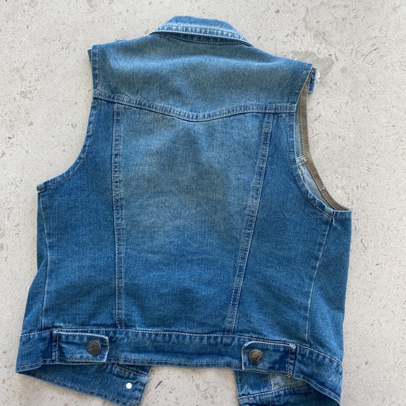 Denim vest - Picture 3 of 3
